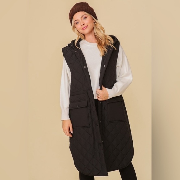 SO SO Cute! Midi Black Quilted Puffer Like Vest - Picture 5 of 7